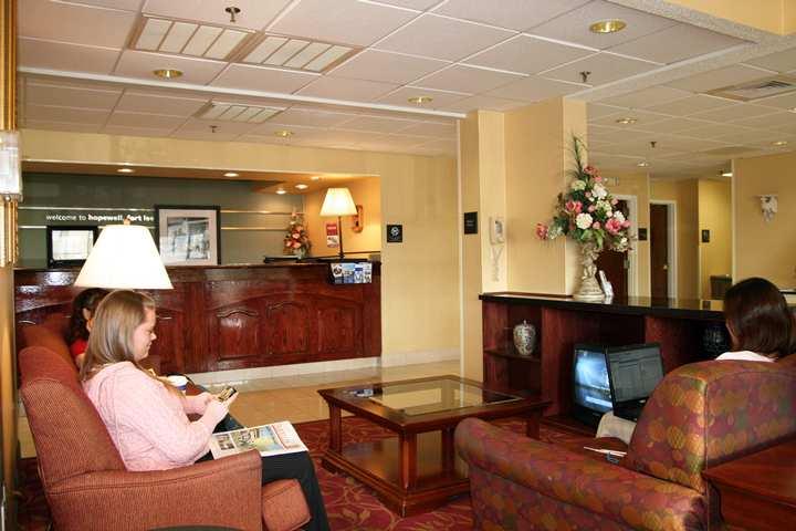 Hampton Inn Hopewell Fort Gregg-Adams Εξωτερικό φωτογραφία